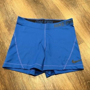 💙 Nike pro spandex shorts